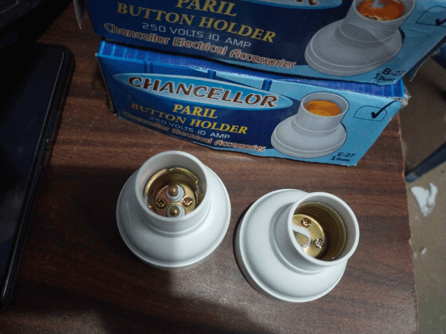 HOLDER  B22 E27 CHANCELLOE